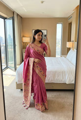 Graceful Lavender Silk Saree with Intricate Golden Jari Weaving and a Royal Pallu