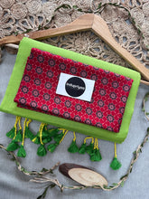 Perrot Handloom Cotton Saree With Red Print Blouse