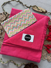 Gajri Handloom Cotton Saree With Zig Zag Print Blouse