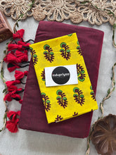 Marun Handloom Cotton Saree With Yellow Flower Print Blouse