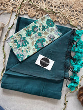 Rama Handloom Cotton Saree With Flower Print Blouse