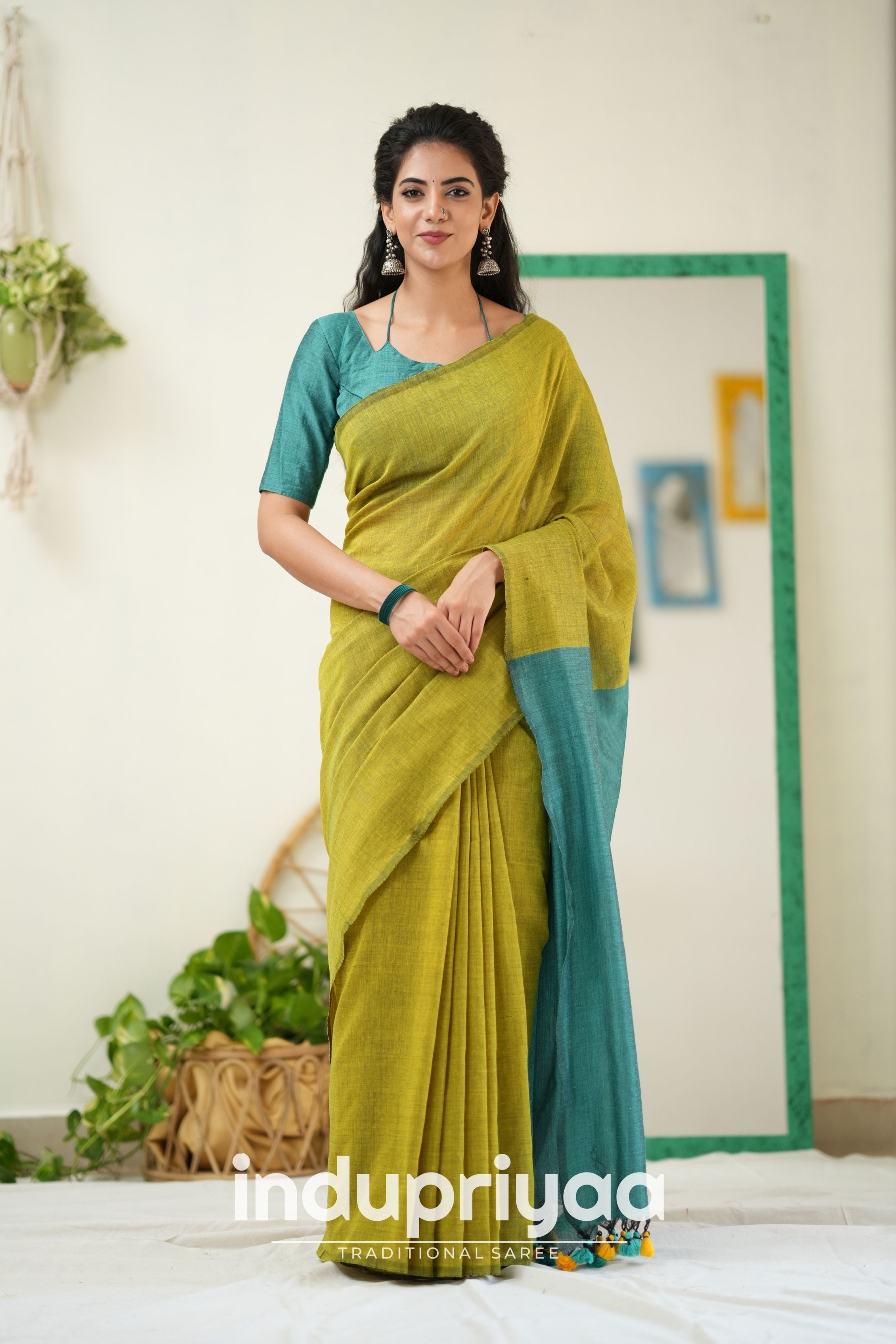 Light Mehndi Nd C Green Handloom Khadi Cotton Saree