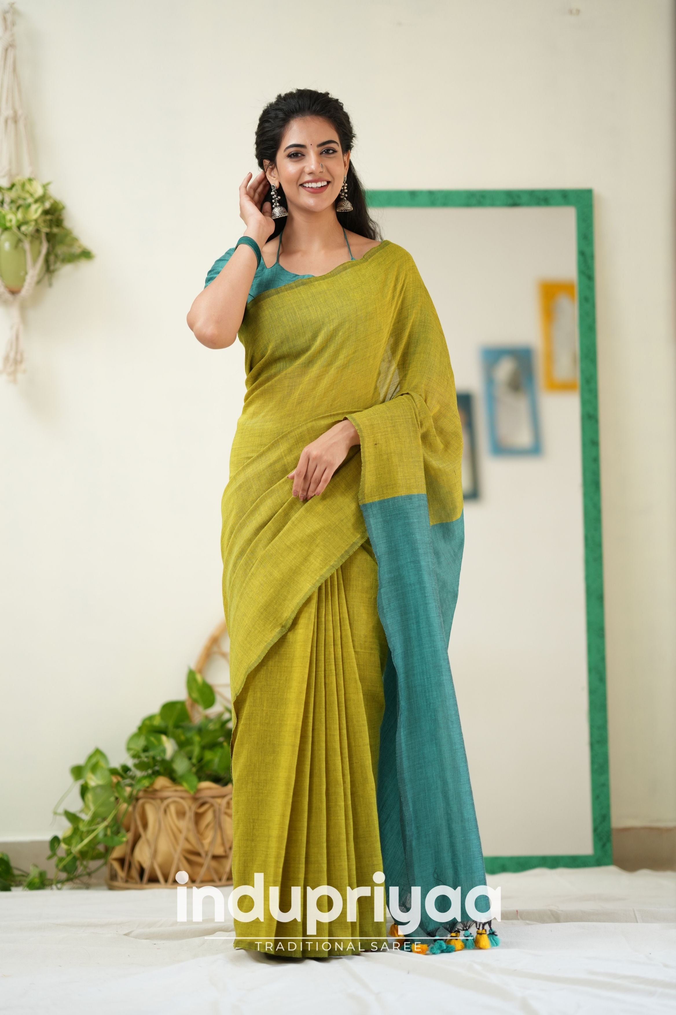 Light Mehndi Nd C Green Handloom Khadi Cotton Saree