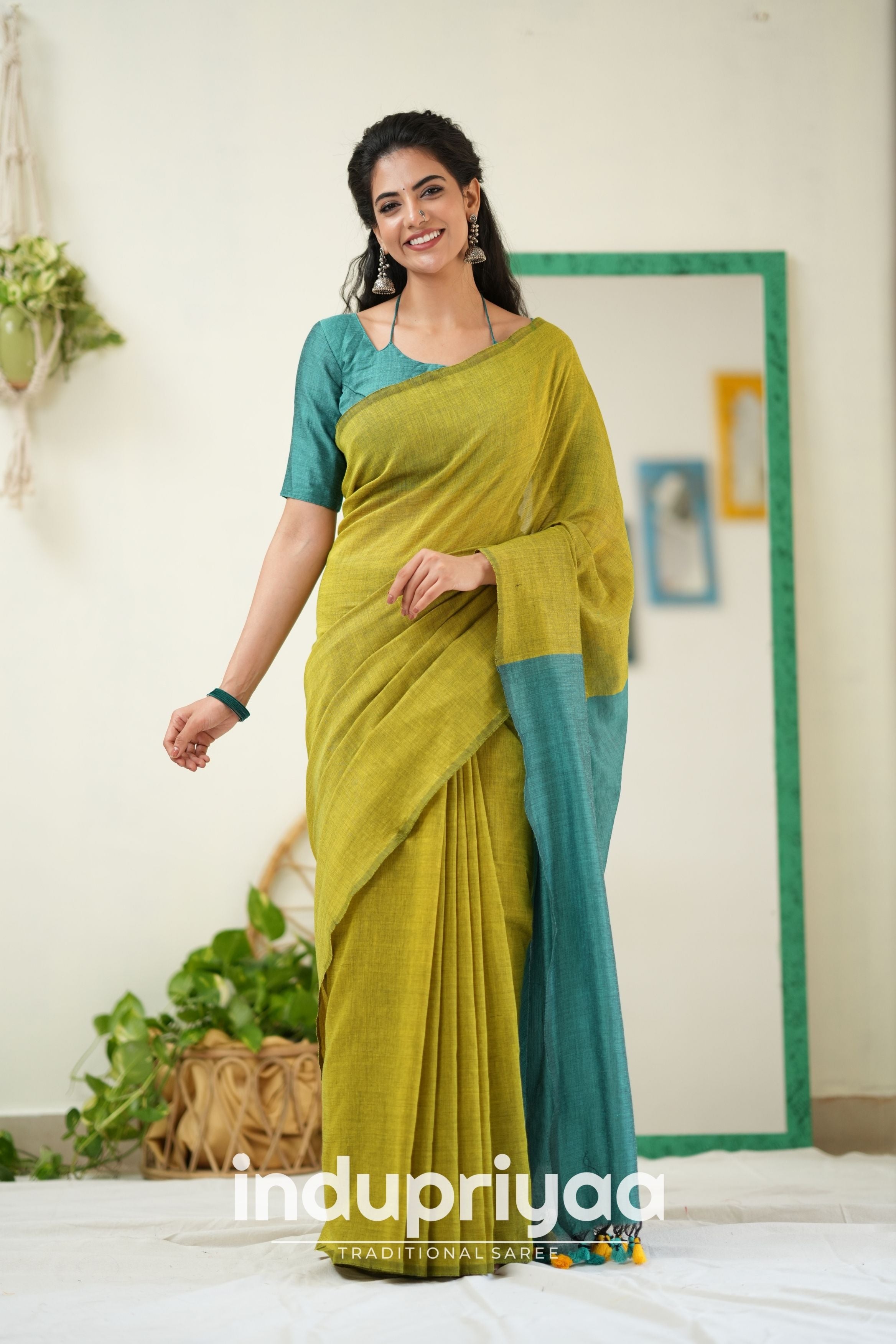 Light Mehndi Nd C Green Handloom Khadi Cotton Saree