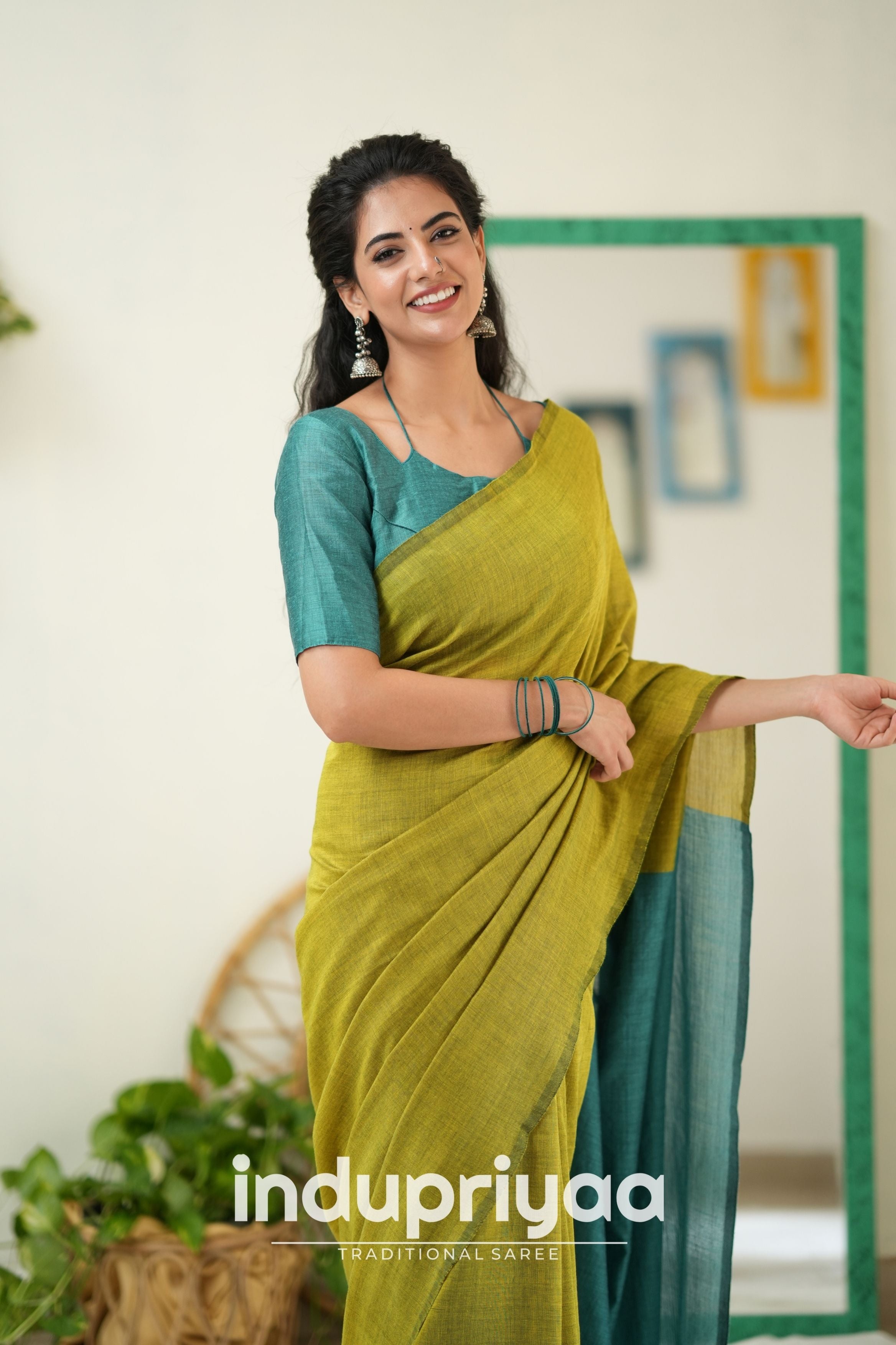 Light Mehndi Nd C Green Handloom Khadi Cotton Saree