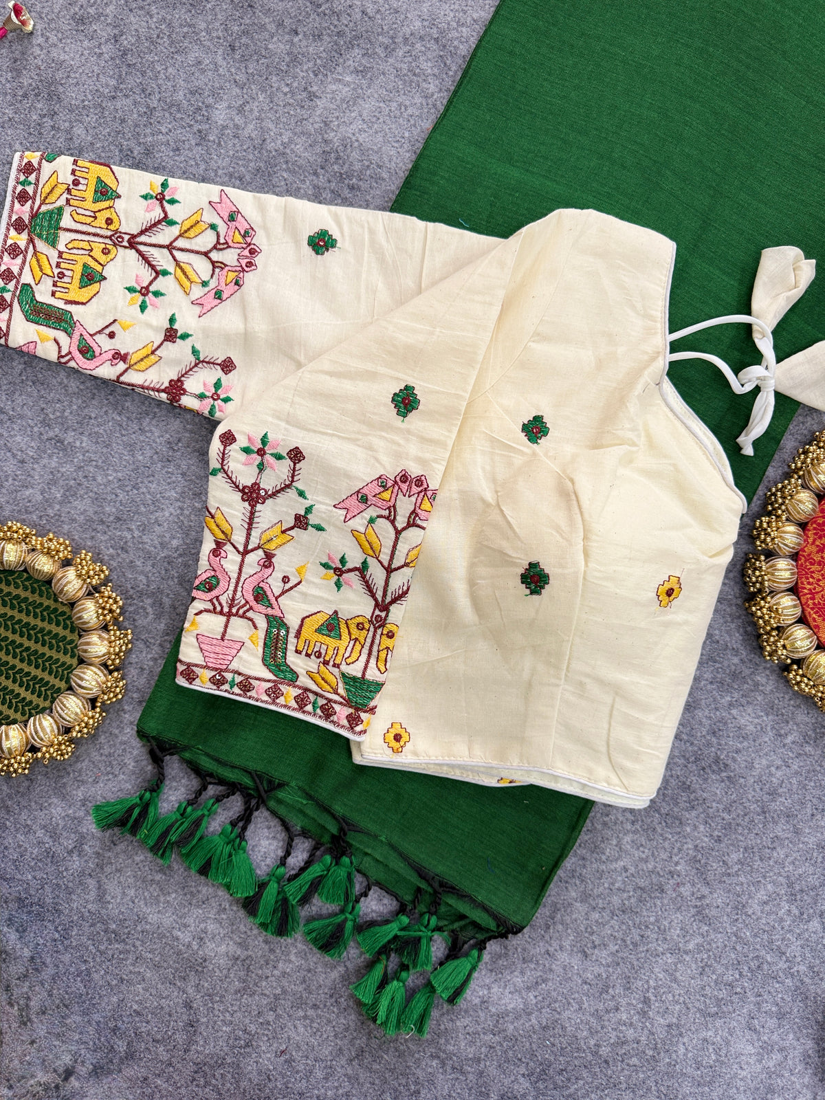 Green Handloom Cotoon Saree With Embrodry Work Stitched Blouse