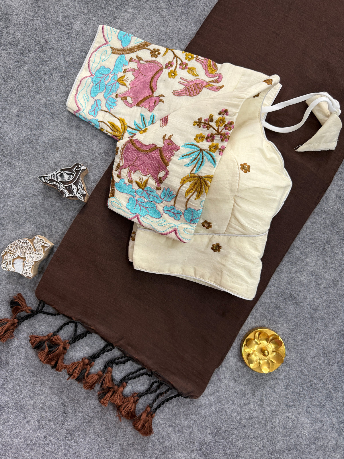 Brown Handloom Cotoon Saree With Embrodry Work Stitched Blouse