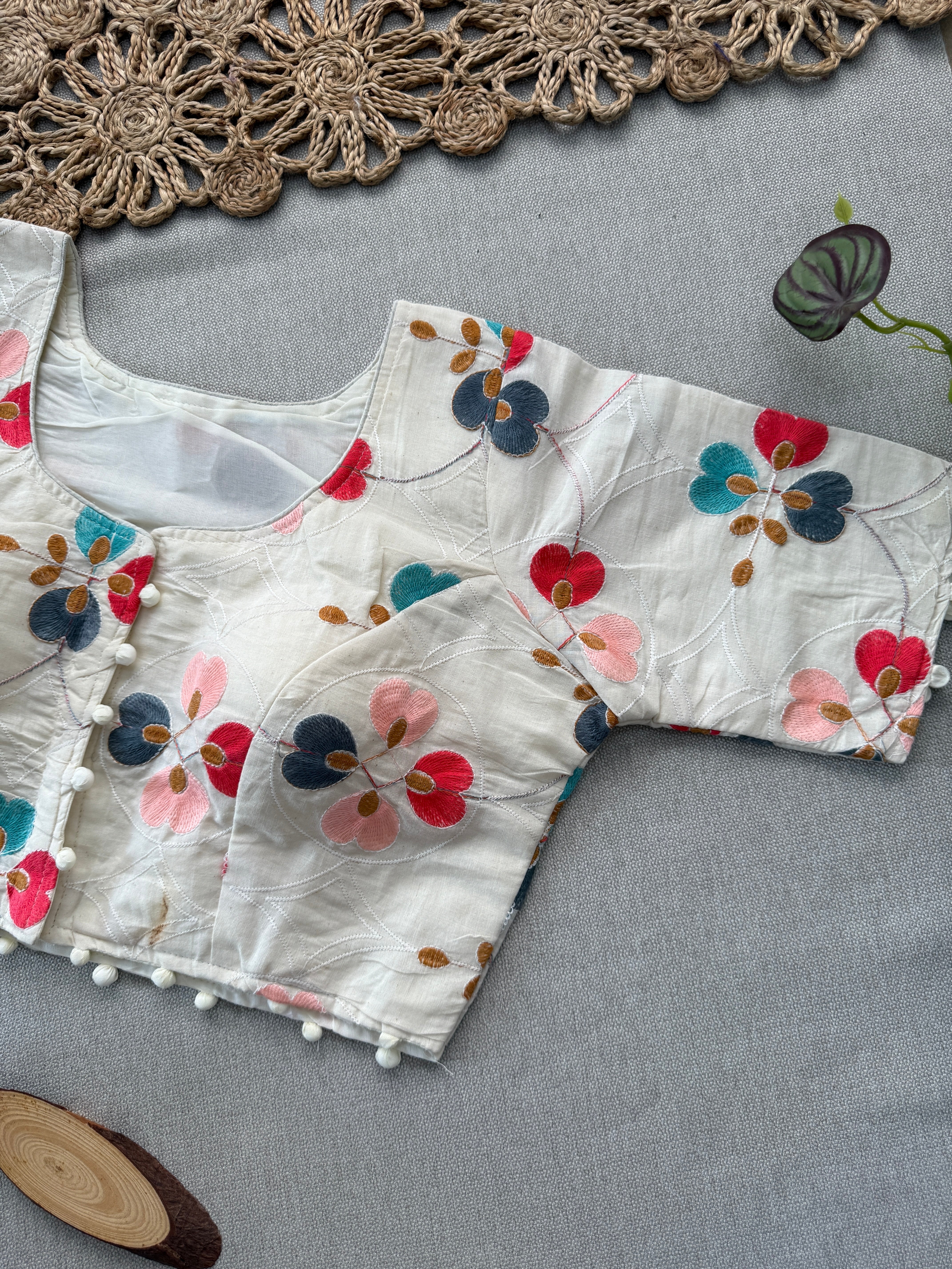 Graceful Handloom Saree in Khadi Cotton with Blouse – Elegant Rama