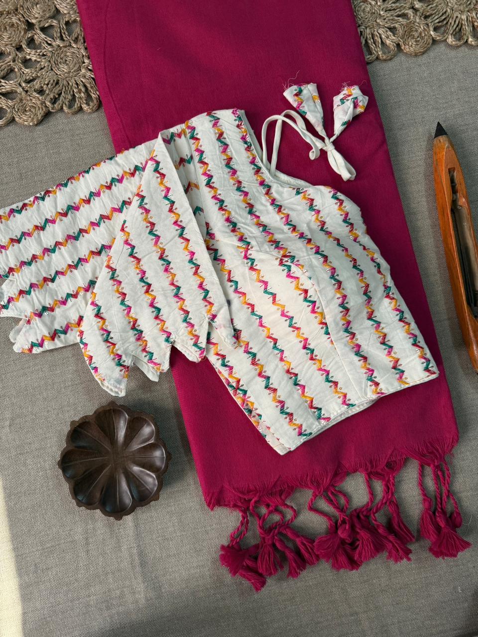 Stylish Pure Pink Handloom Cotton Saree With Ready Blouse