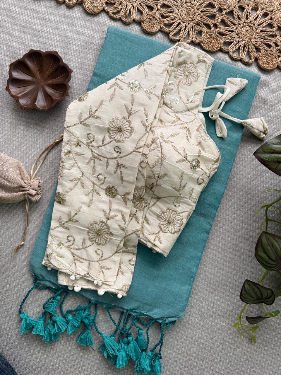 Comfortable C Green Handloom Cotton Saree With Designer Stitched Blouse