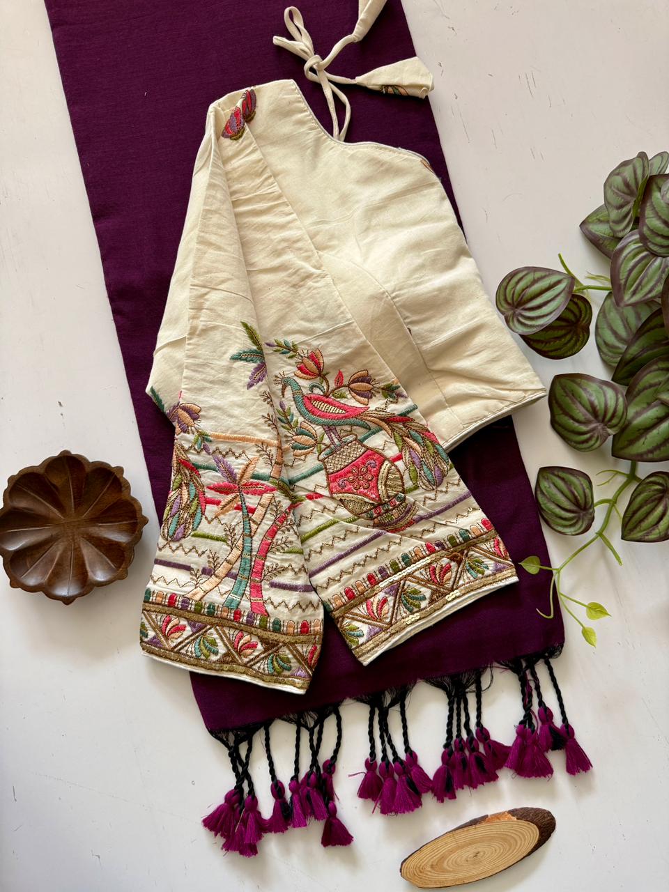 Elegant Wine Handloom Cotton Saree With Ready Stitched Blouse