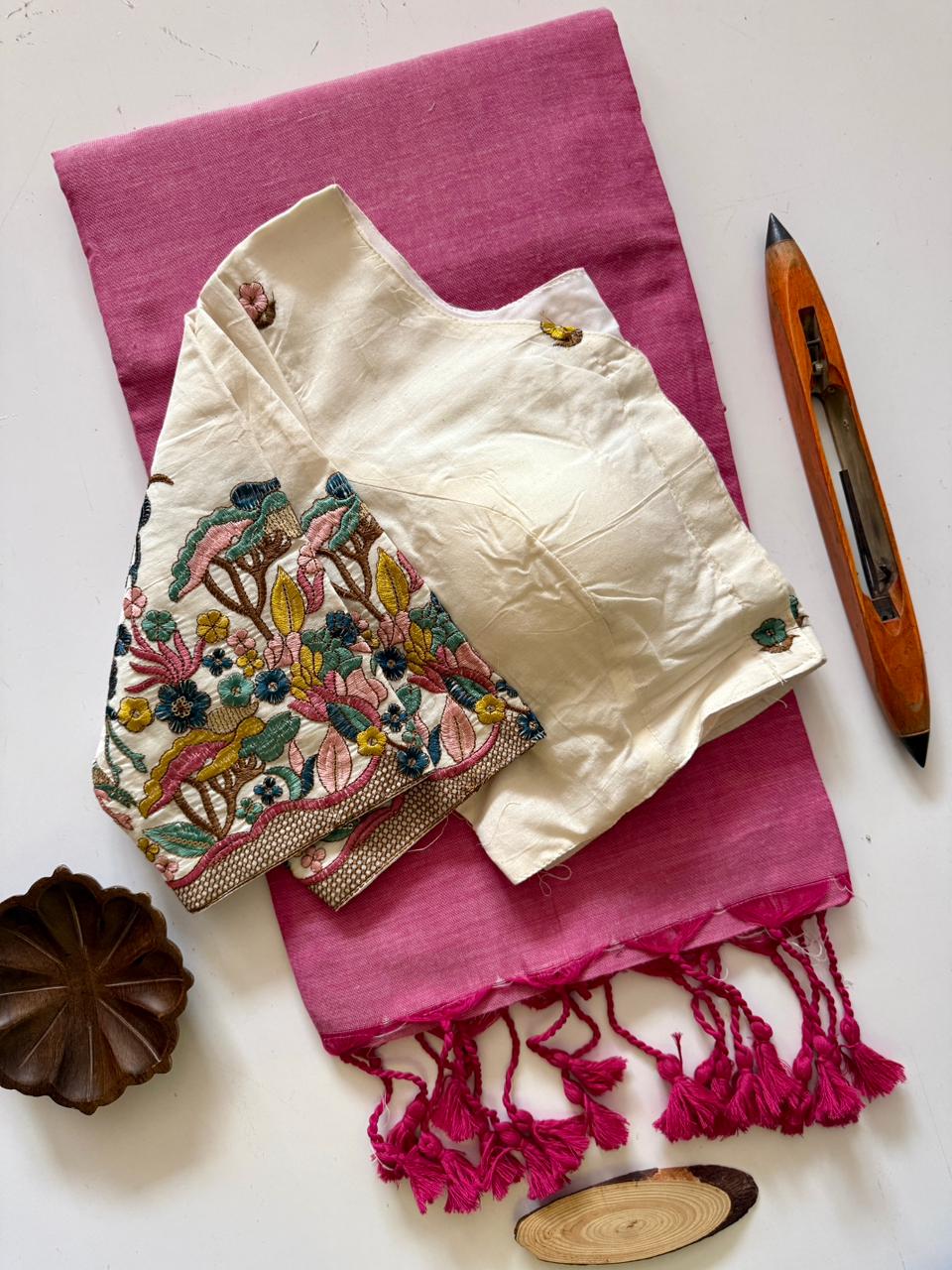 Light Pink Handloom Cotton Saree With Elegant Designer Ready Blouse