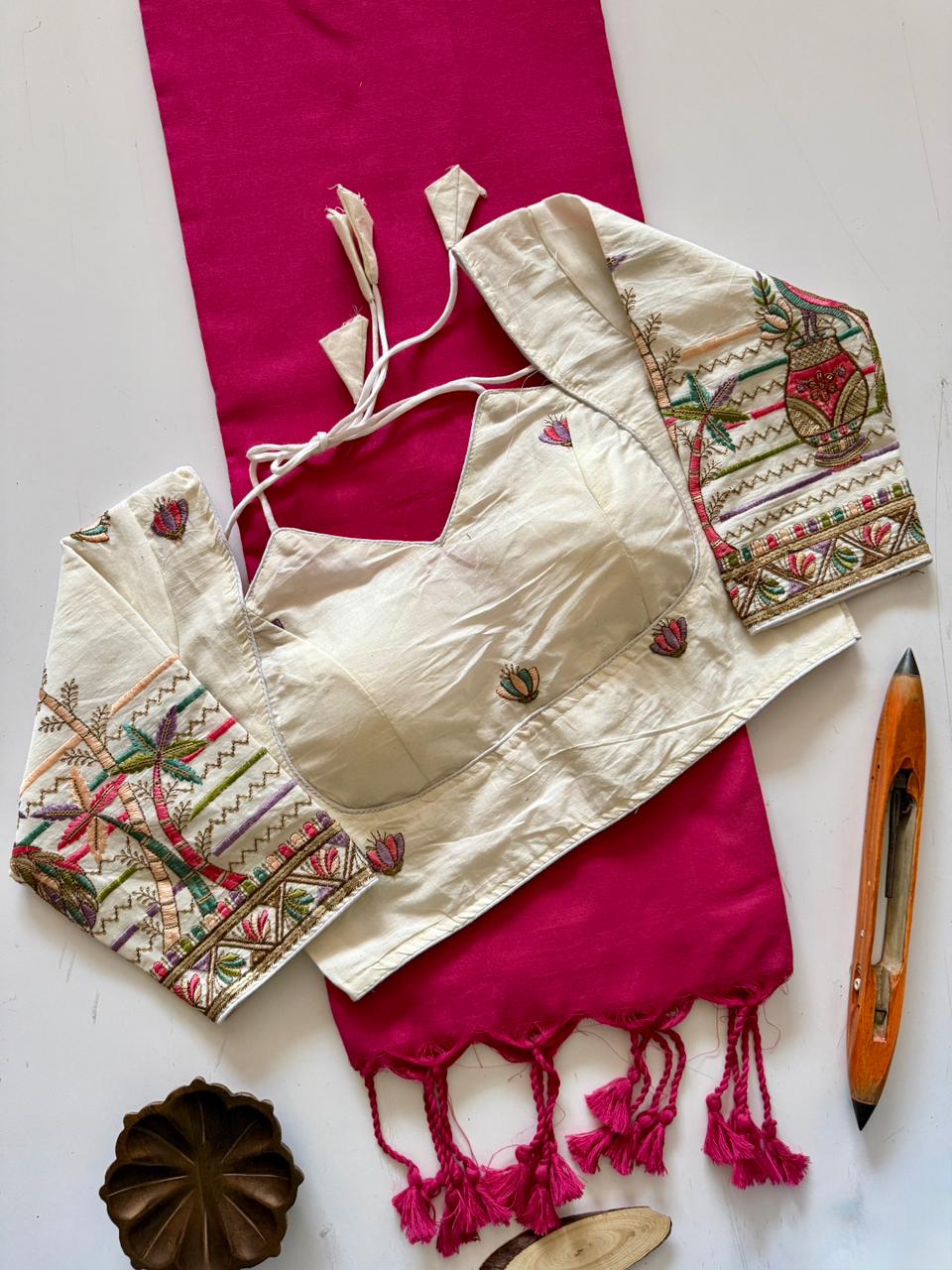 Pink Handloom Cotton Saree With Stylish Blouse For Women