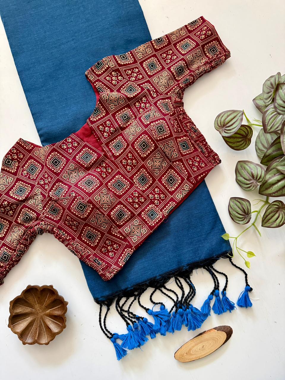 Firozi Handloom Cotton Saree With Stretchable Blouse For Festive Wear