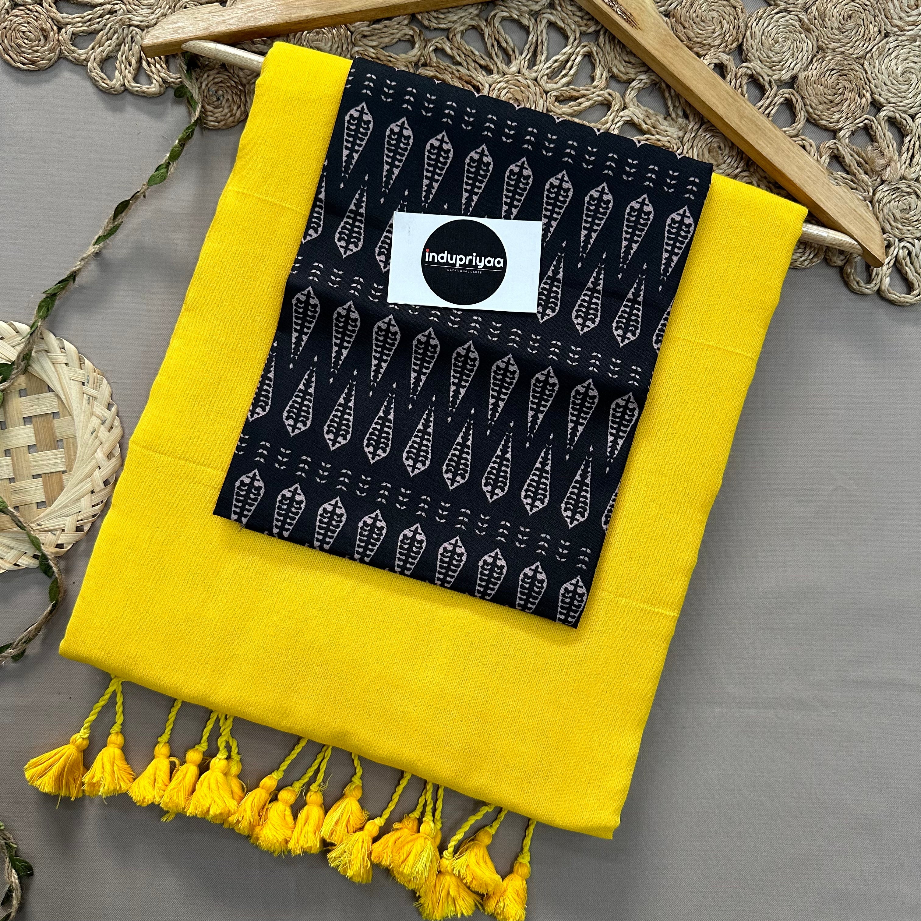 Yellow Handloom Cotton Saree With Black Print Blouse