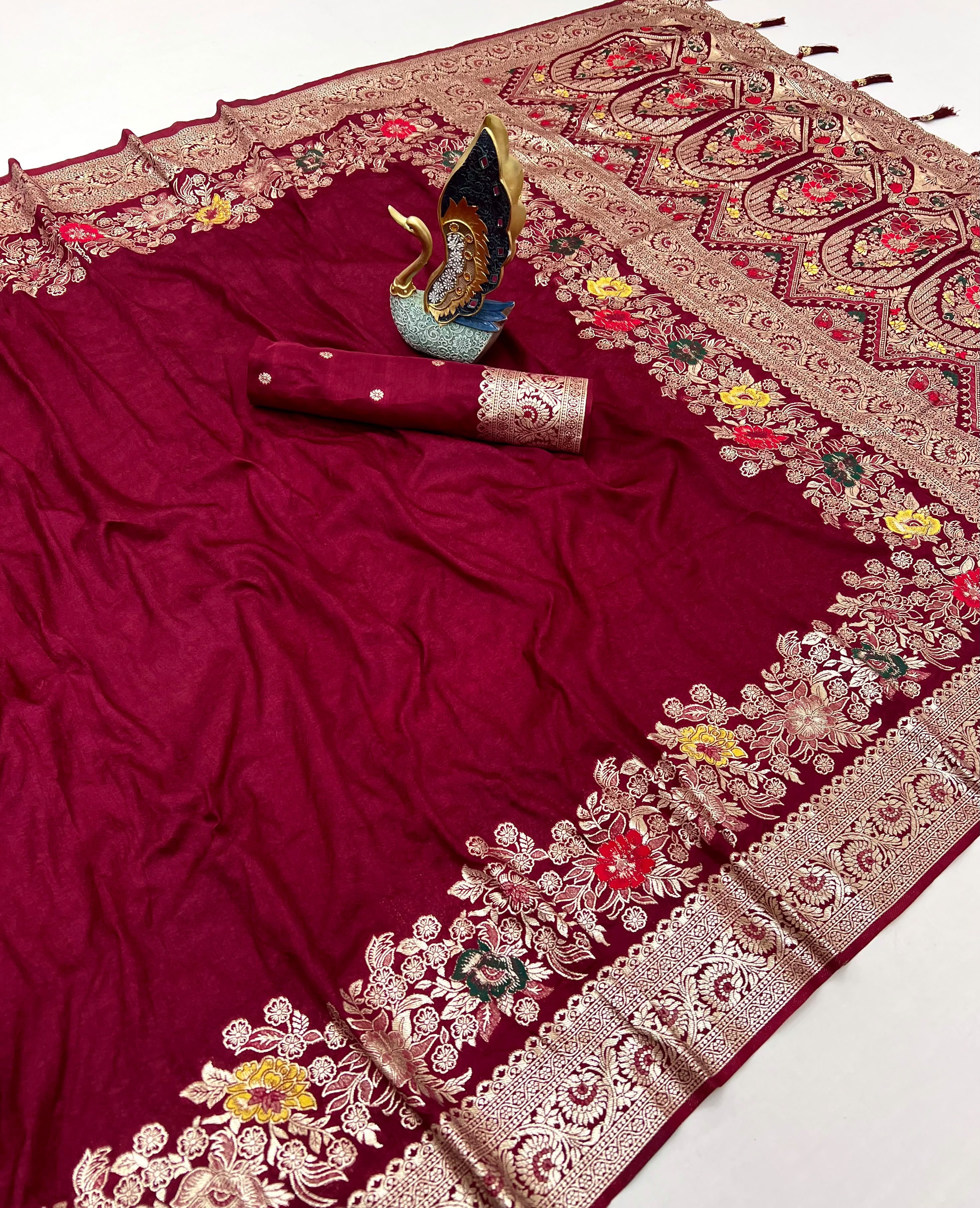 Opulent Marun Silk Saree Featuring Beautiful Jari Weaving and a Rich Designer Pallu