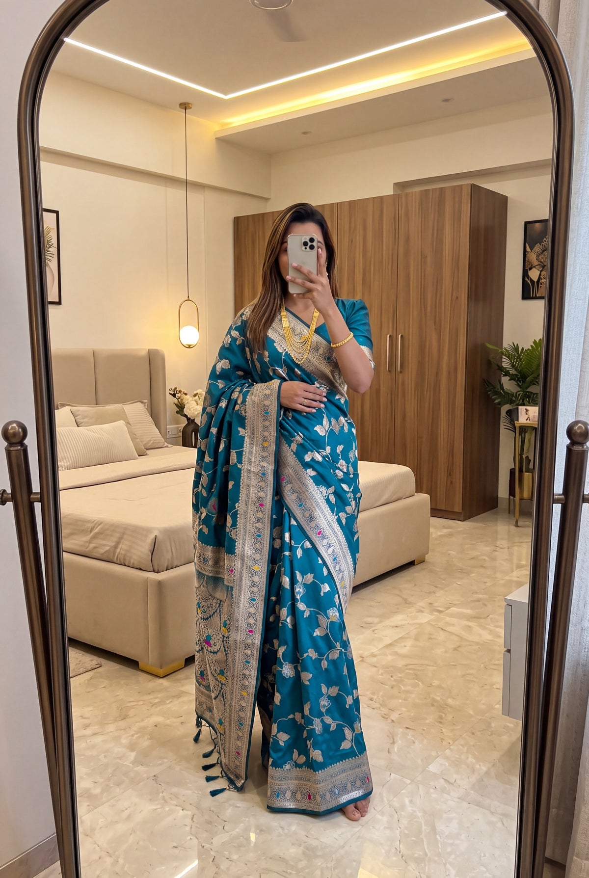 Timeless Firozi Silk Saree with Fine Jari Weaving and a Beautifully Rich Pallu