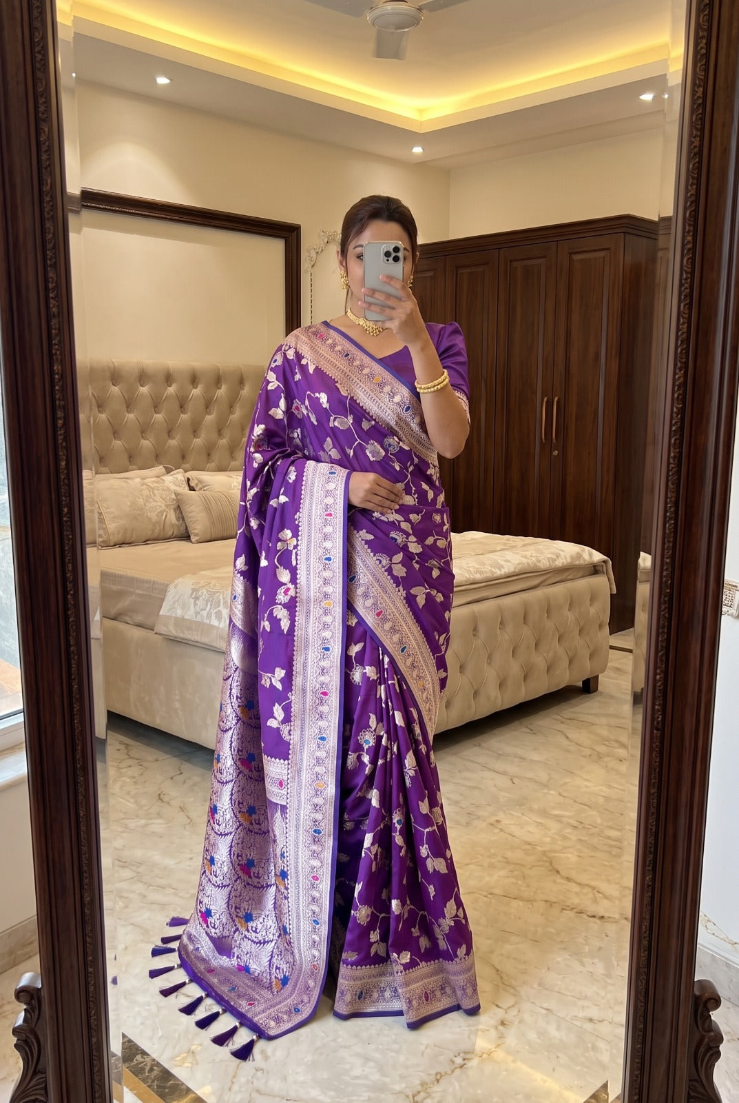 Exquisite Purple Silk Saree with Traditional Jari Weaving and a Magnificent Rich Pallu