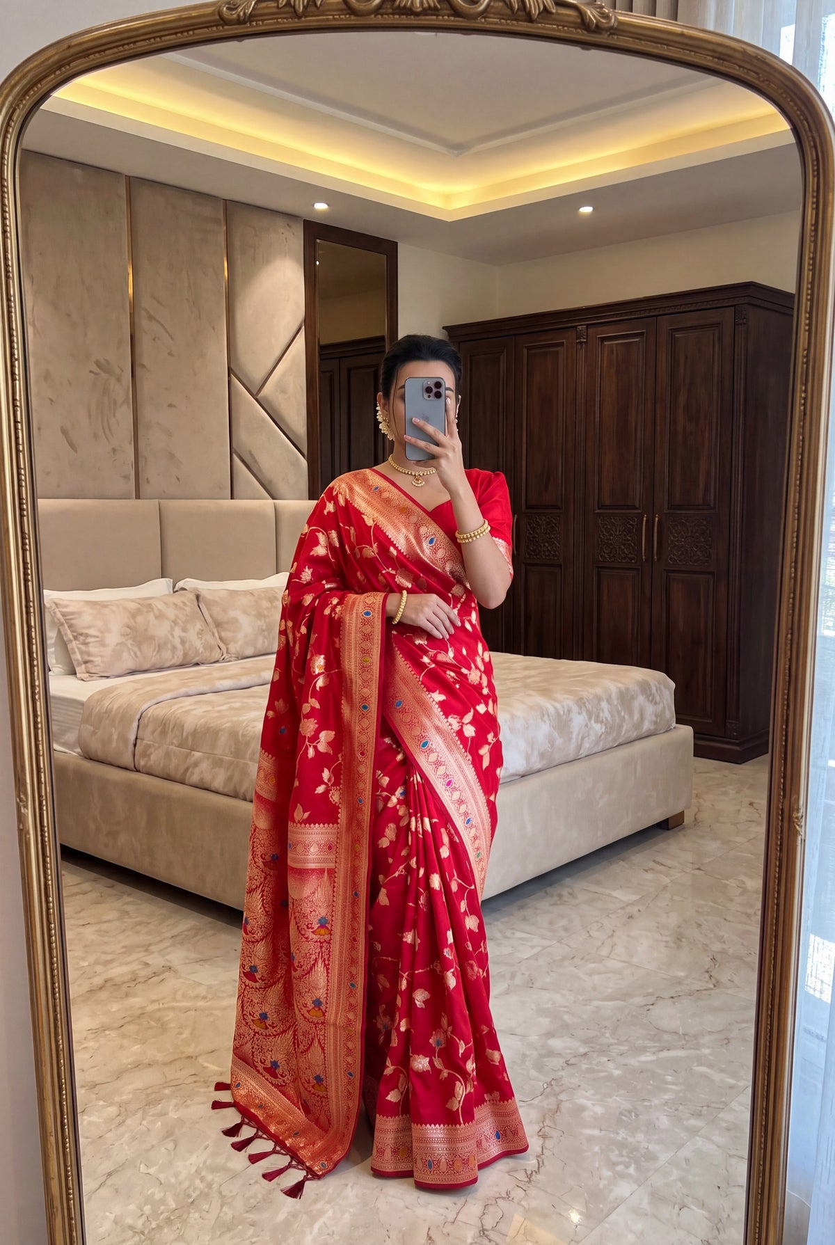 Beautifully Crafted Red Silk Saree with Intricate Jari Work and a Royal Pallu