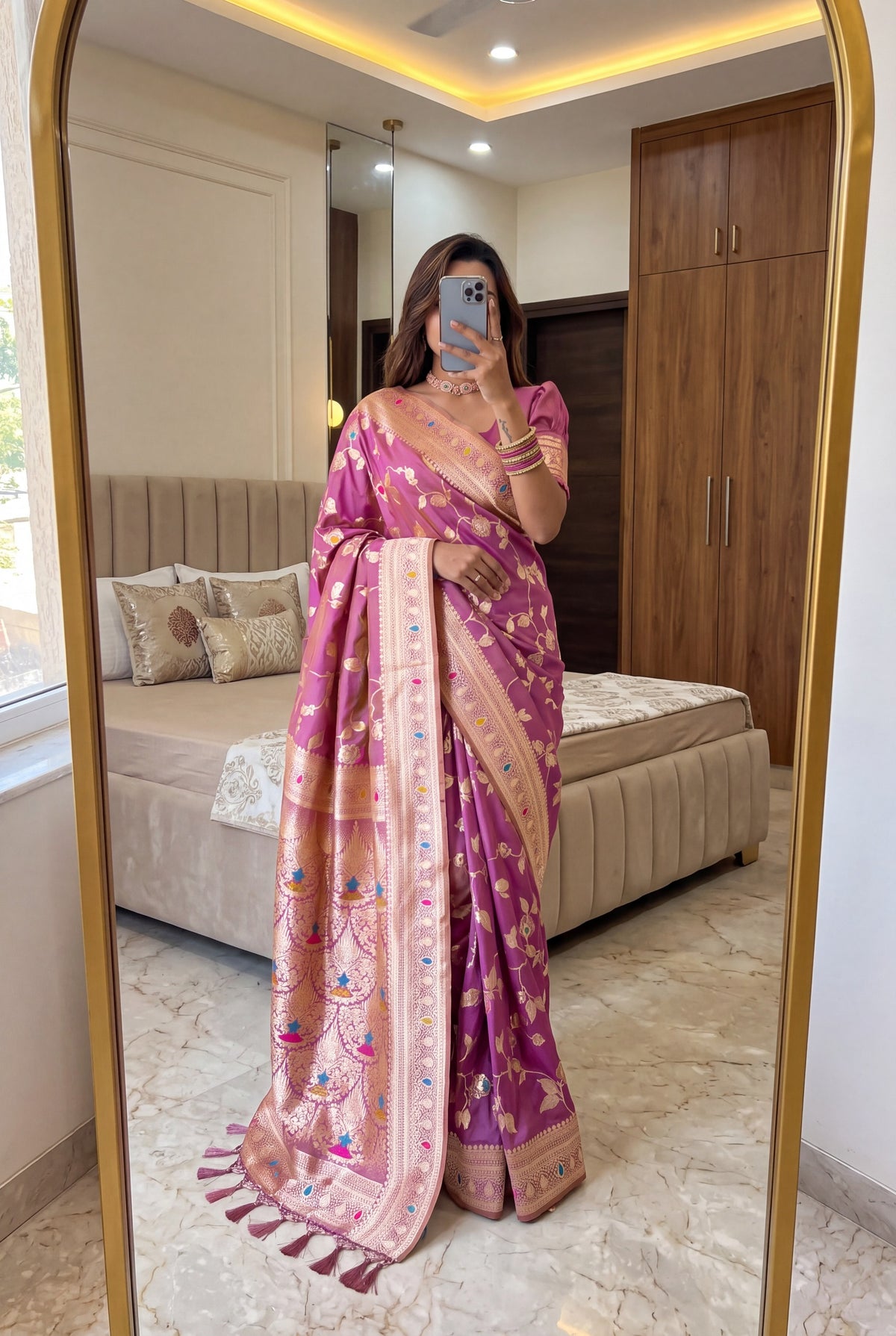 Royal Elegance Light Pink Silk Saree with Detailed Jari Weaving and a Rich Pallu