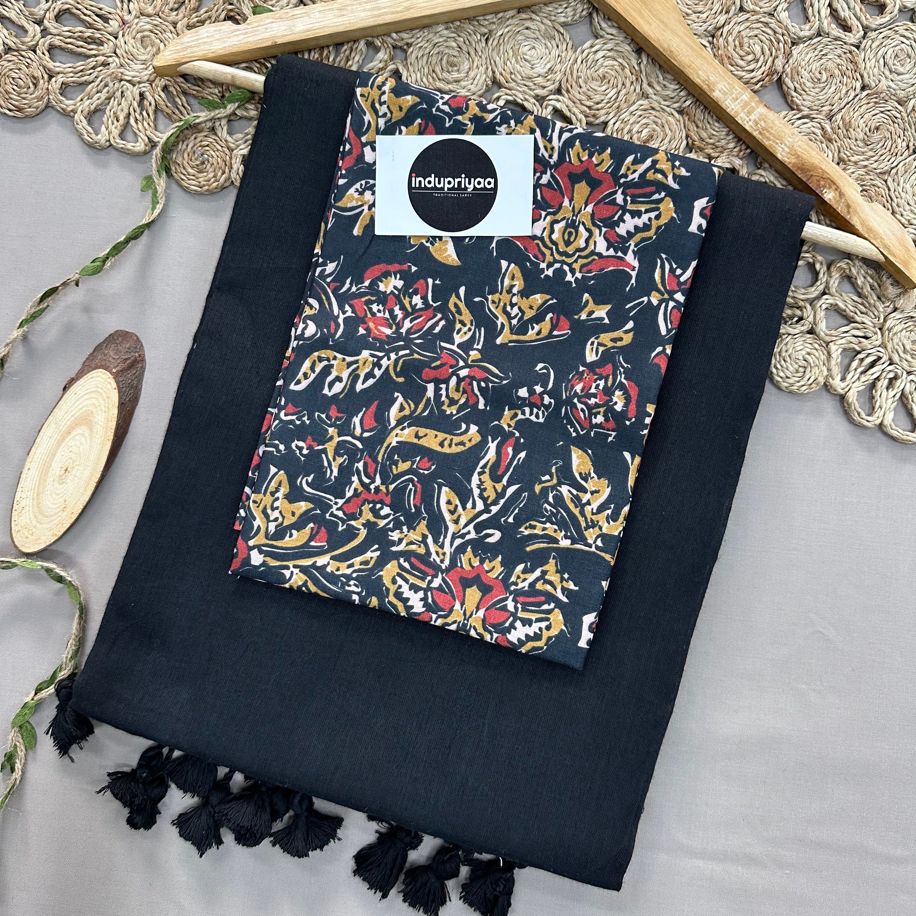 Black Handloom Cotton Saree With Black Color Print Blouse