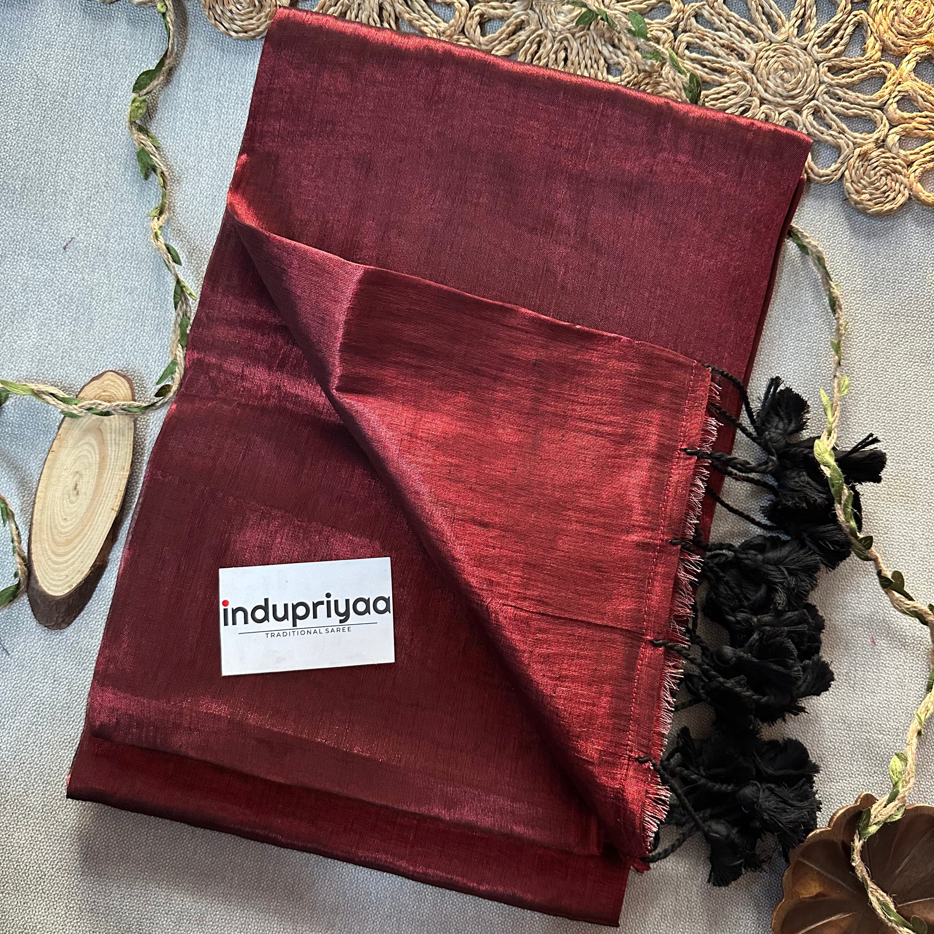 Indupriyaa Maroon Pom Pom Handloom Raga Tissue Saree