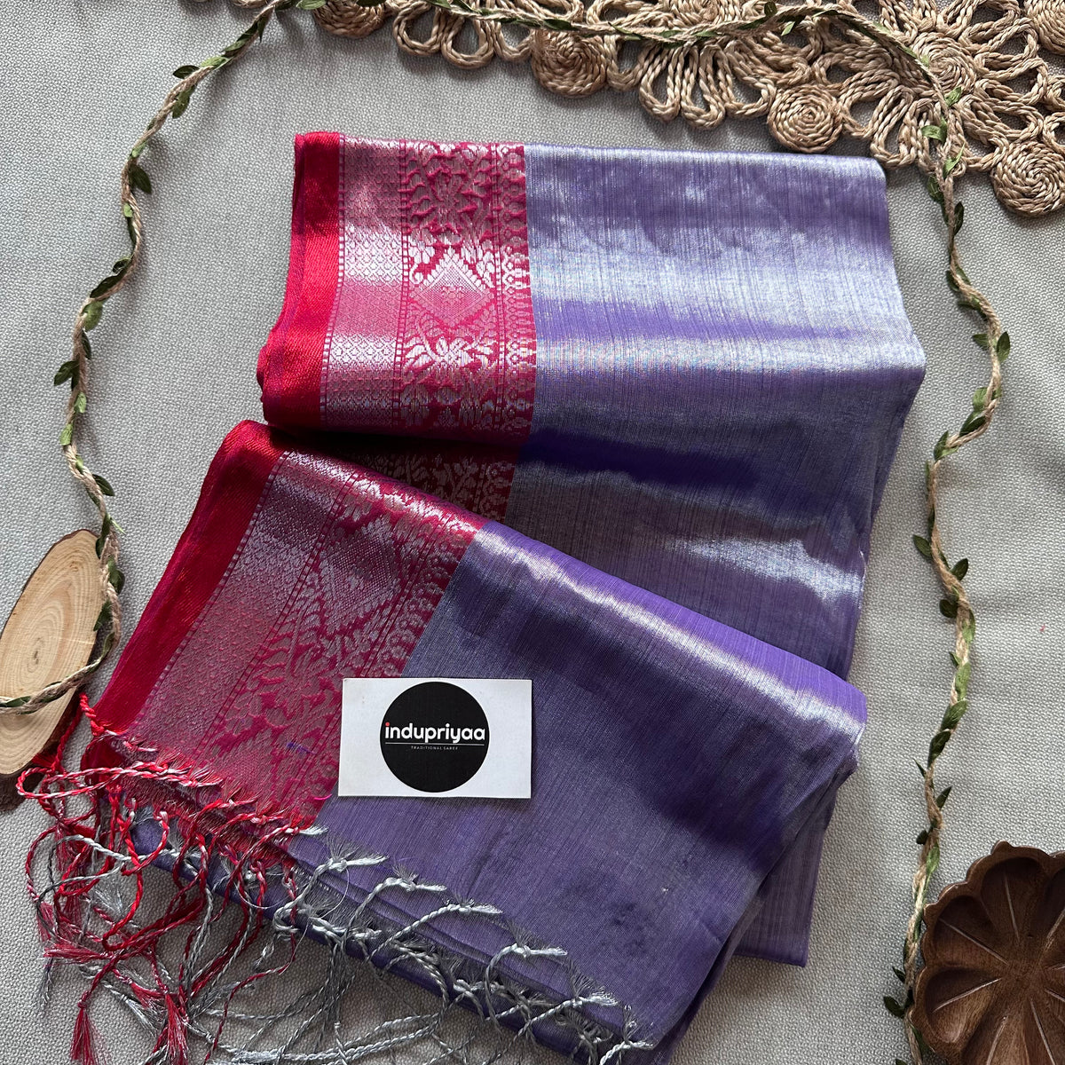 Indupriyaa Lavender Handloom Raga Tissue Saree