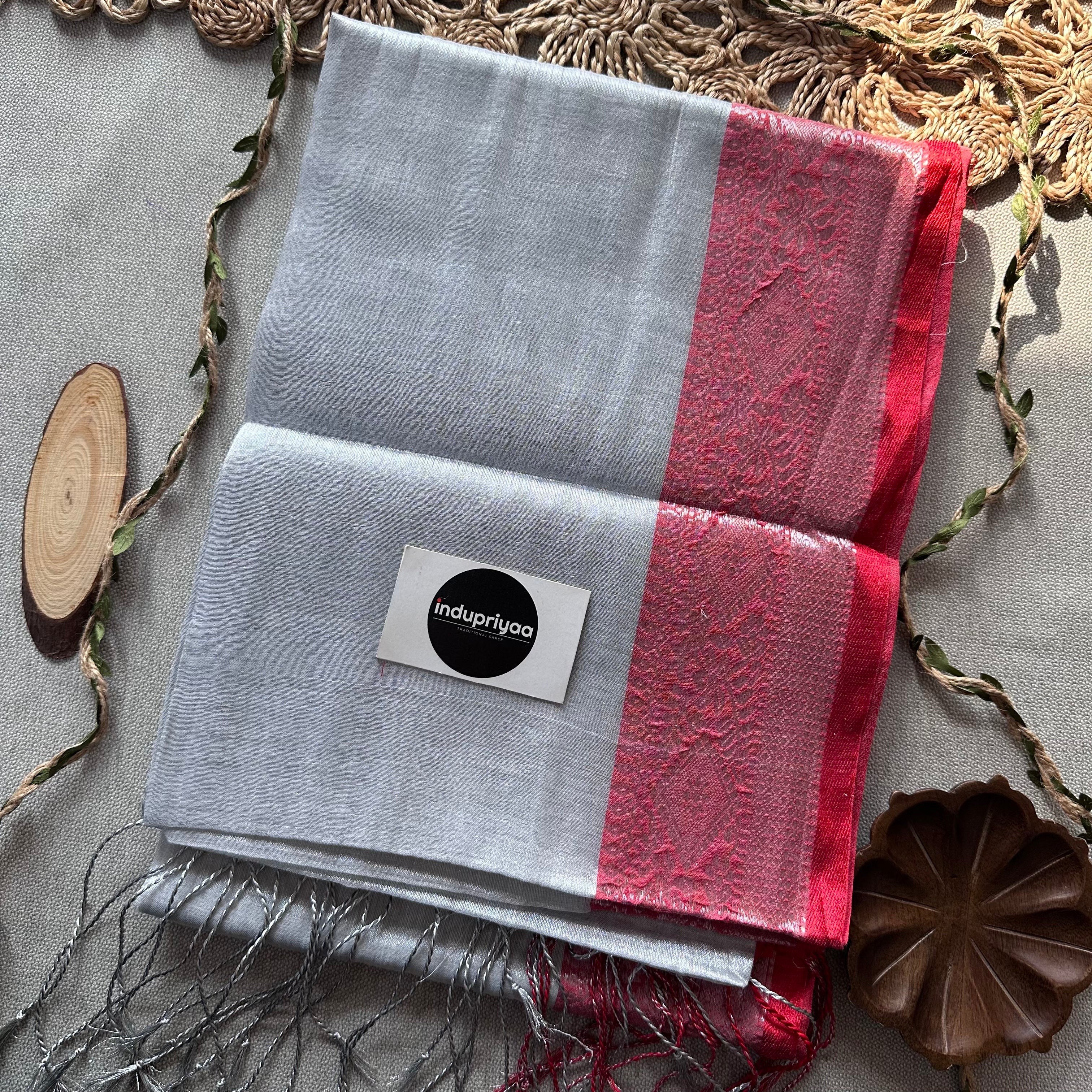 Indupriyaa White Handloom Raga Tissue Saree