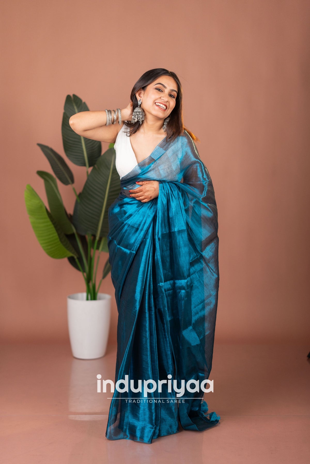 Indupriyaa Firoji Handloom Raga Tissue Saree