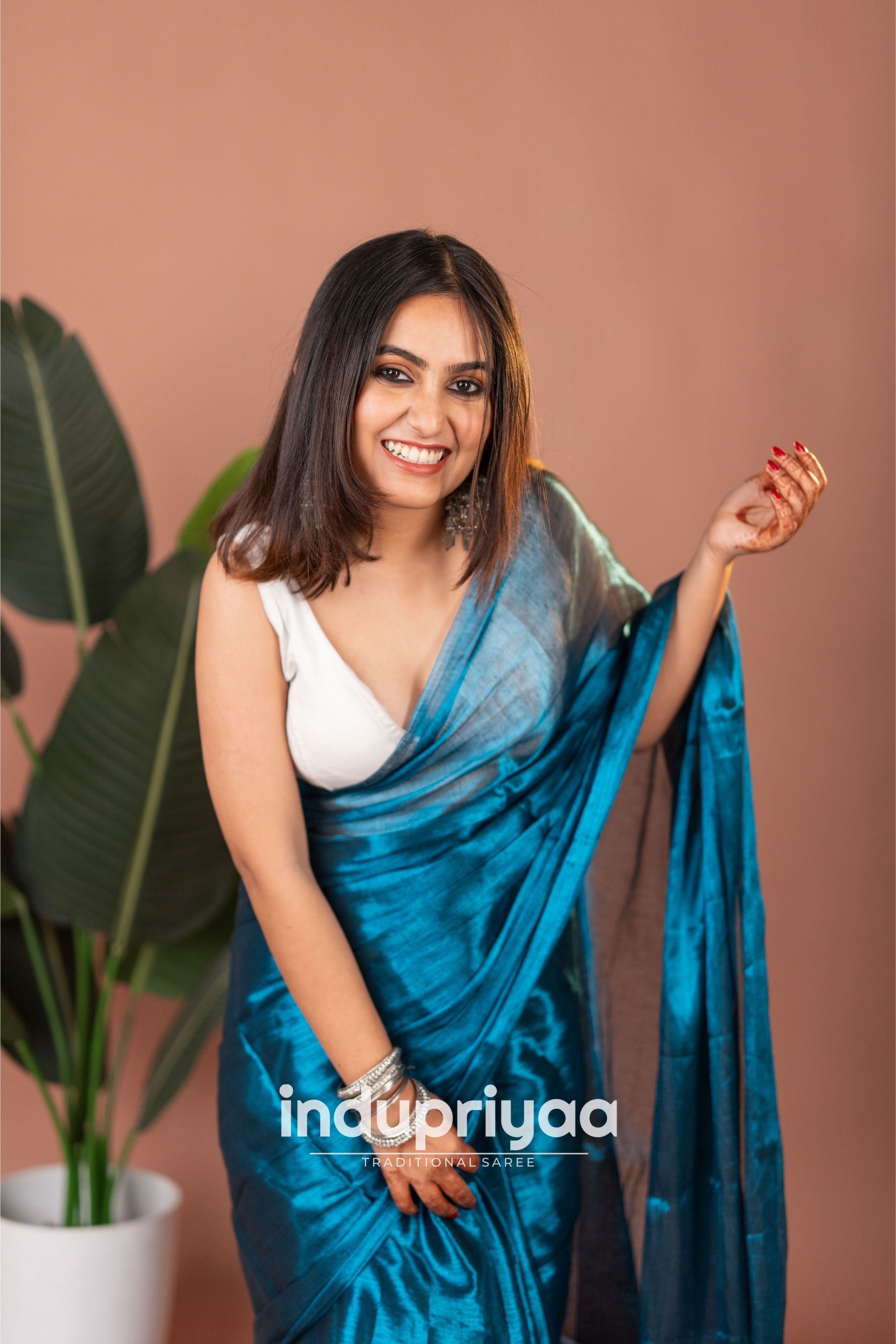 Indupriyaa Firoji Handloom Raga Tissue Saree