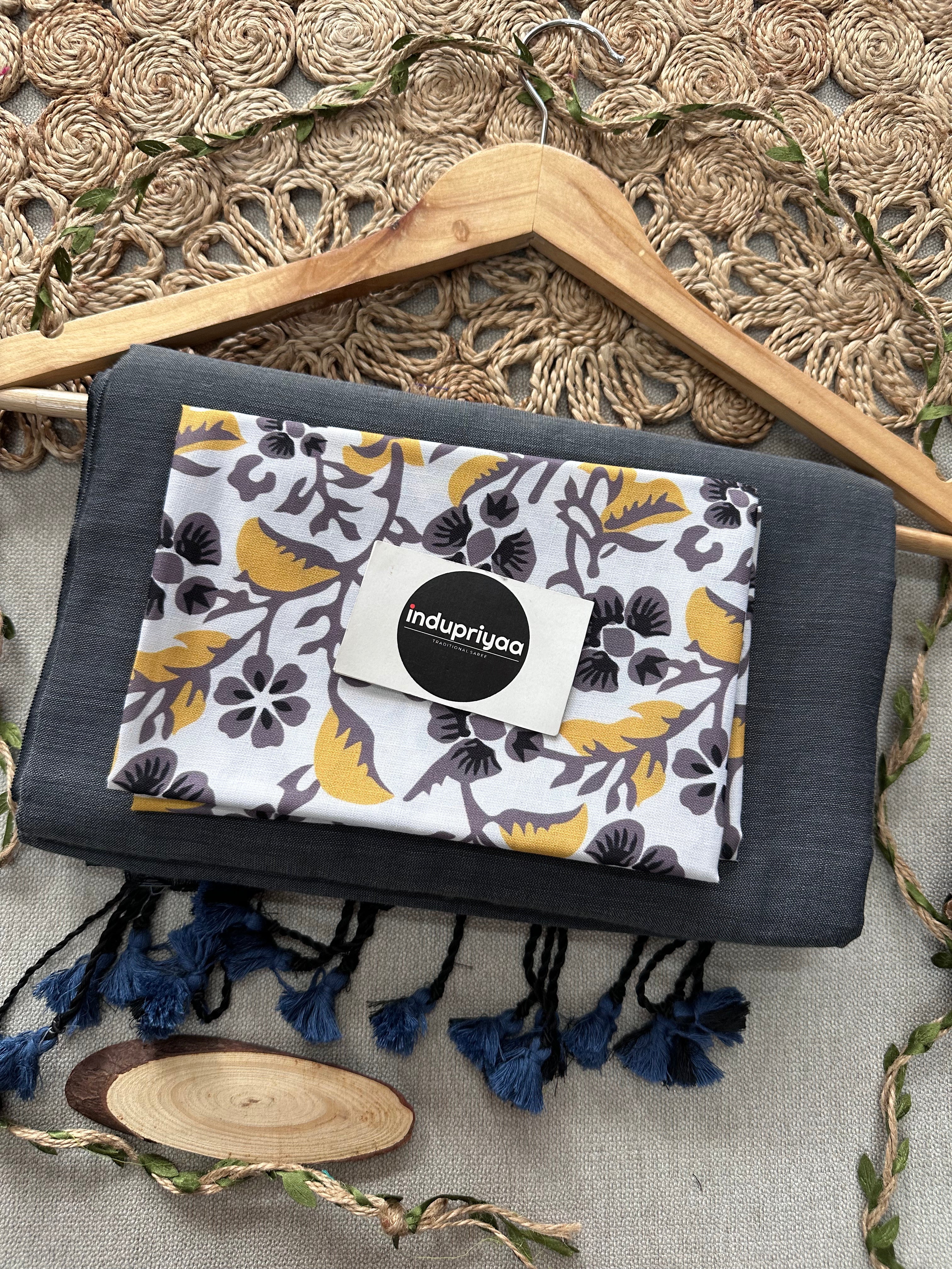 Dark Grey  Handloom Cotton Saree With White Flower Print Blouse
