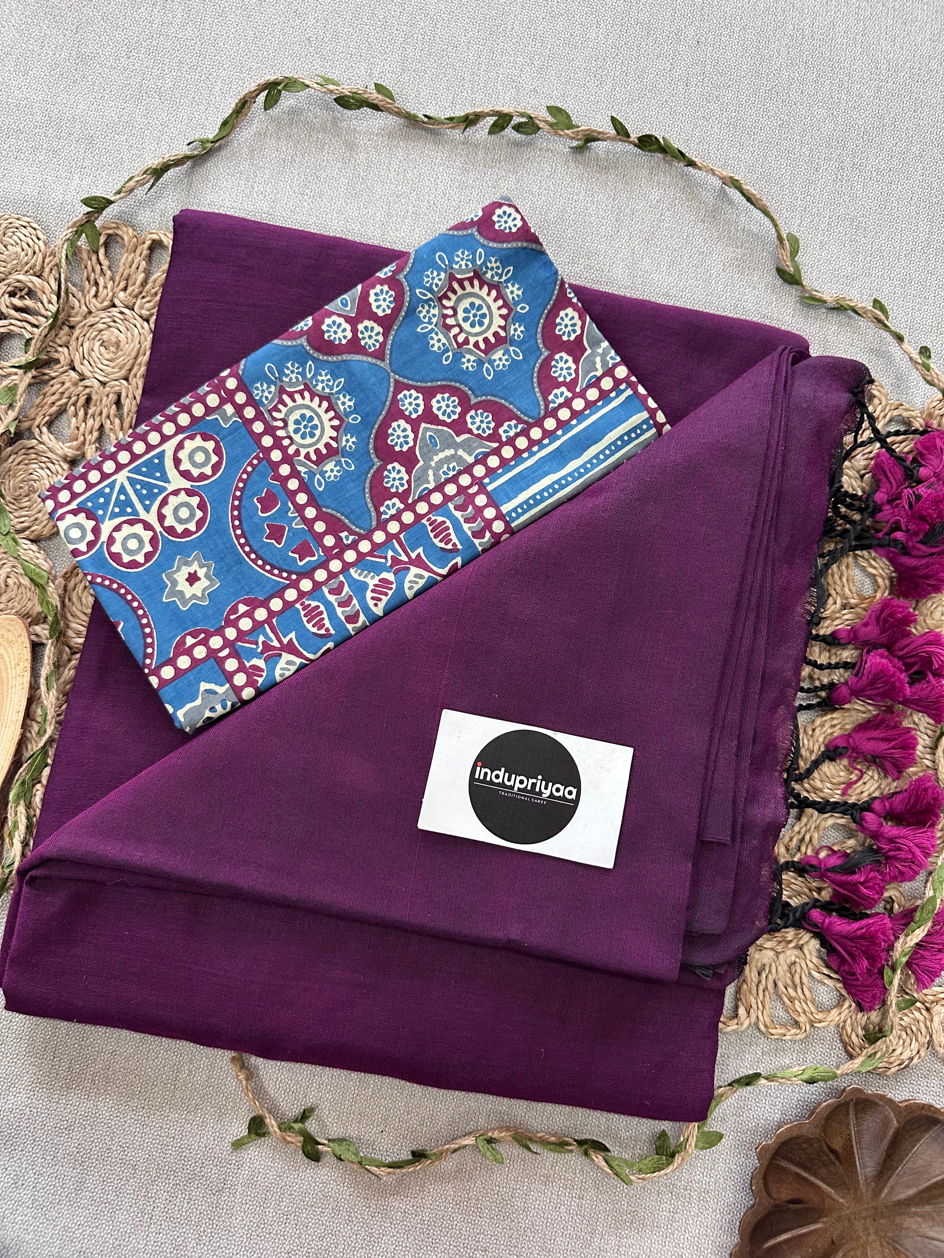 Dark Wine Handloom Cotton Saree With Blue Print Blouse