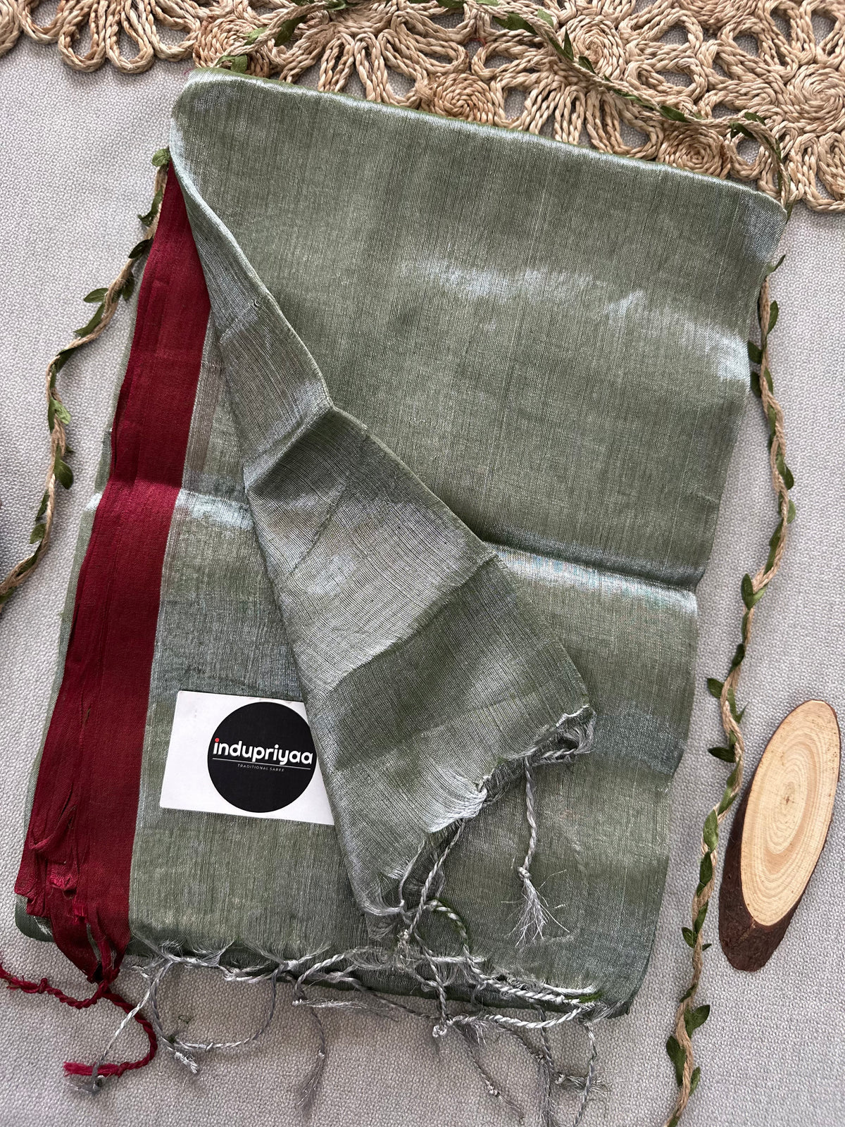 Indupriyaa Light Pista Marun Border Handloom Tissue Cotton Saree