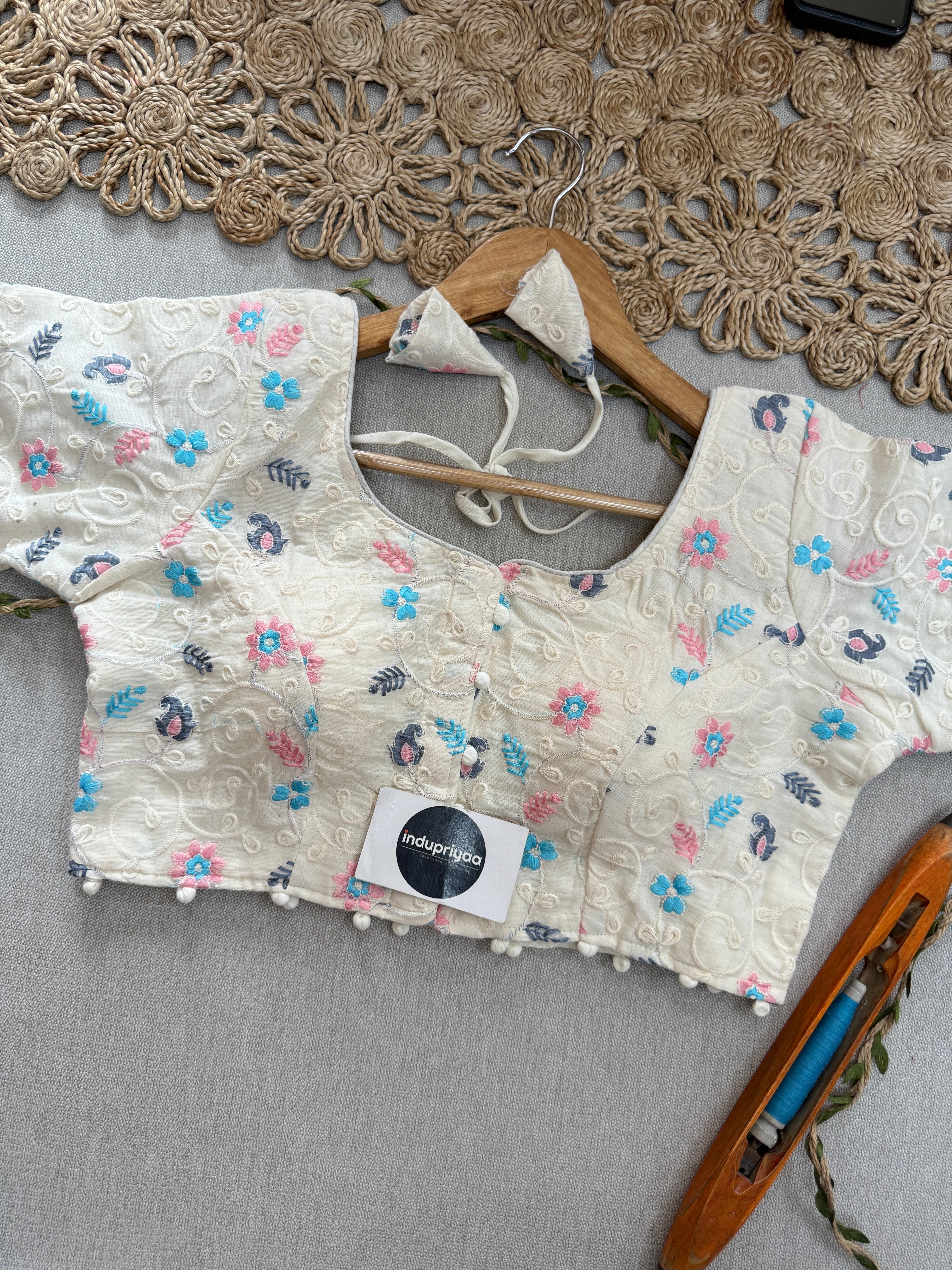 Sky Handloom Cotton Saree With Embrodery Work Redy Made Blouse