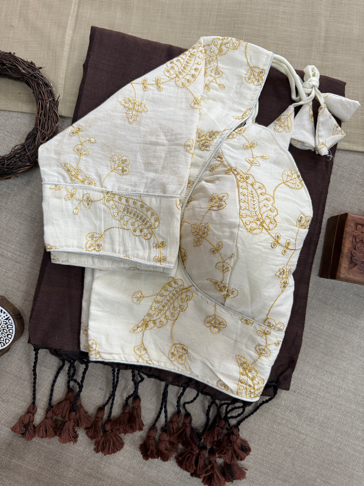 Brown Handloom Cotton Saree With Embrodery Work Redy Made Blouse