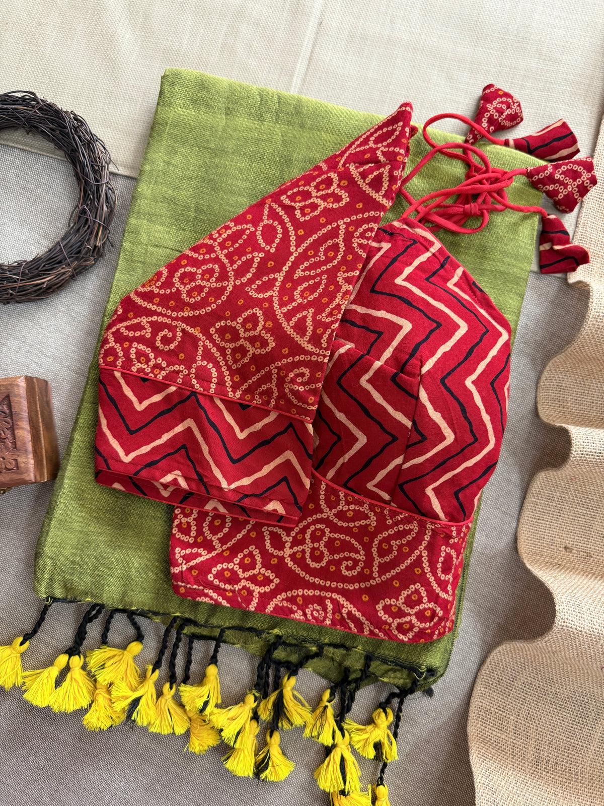 Light Mehndi  Handloom Cotton Saree With Red Bandhej Print Redy Made Blouse