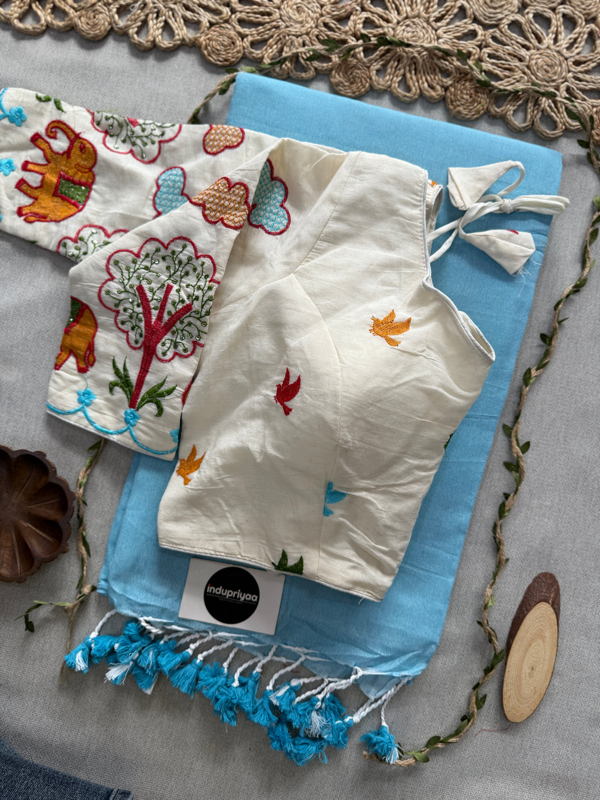 Sky Handloom Cotton Saree With Embrodery Work Redy Made Blouse