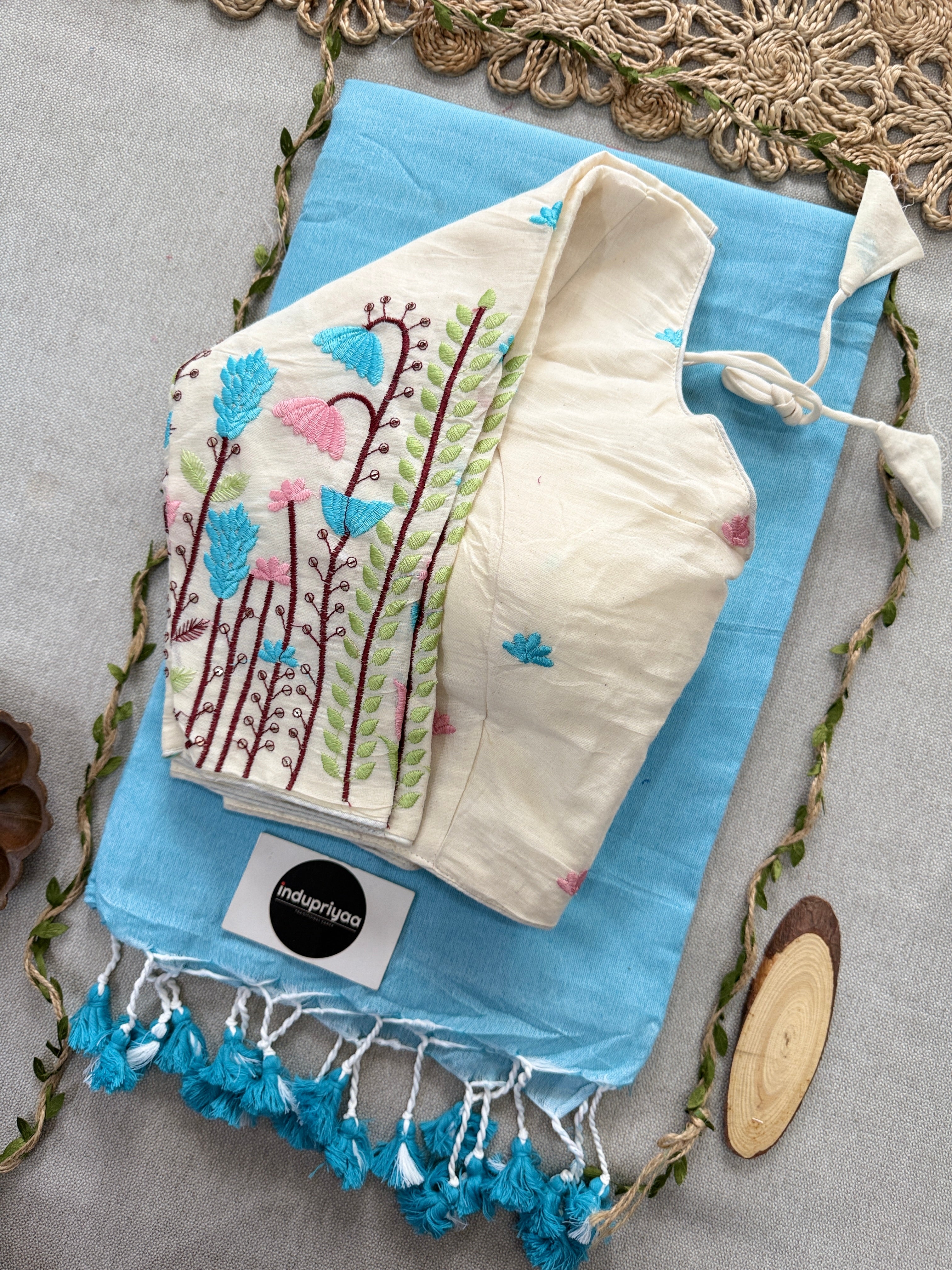 Sky Handloom Cotton Saree With Embrodery Work Redy Made Blouse