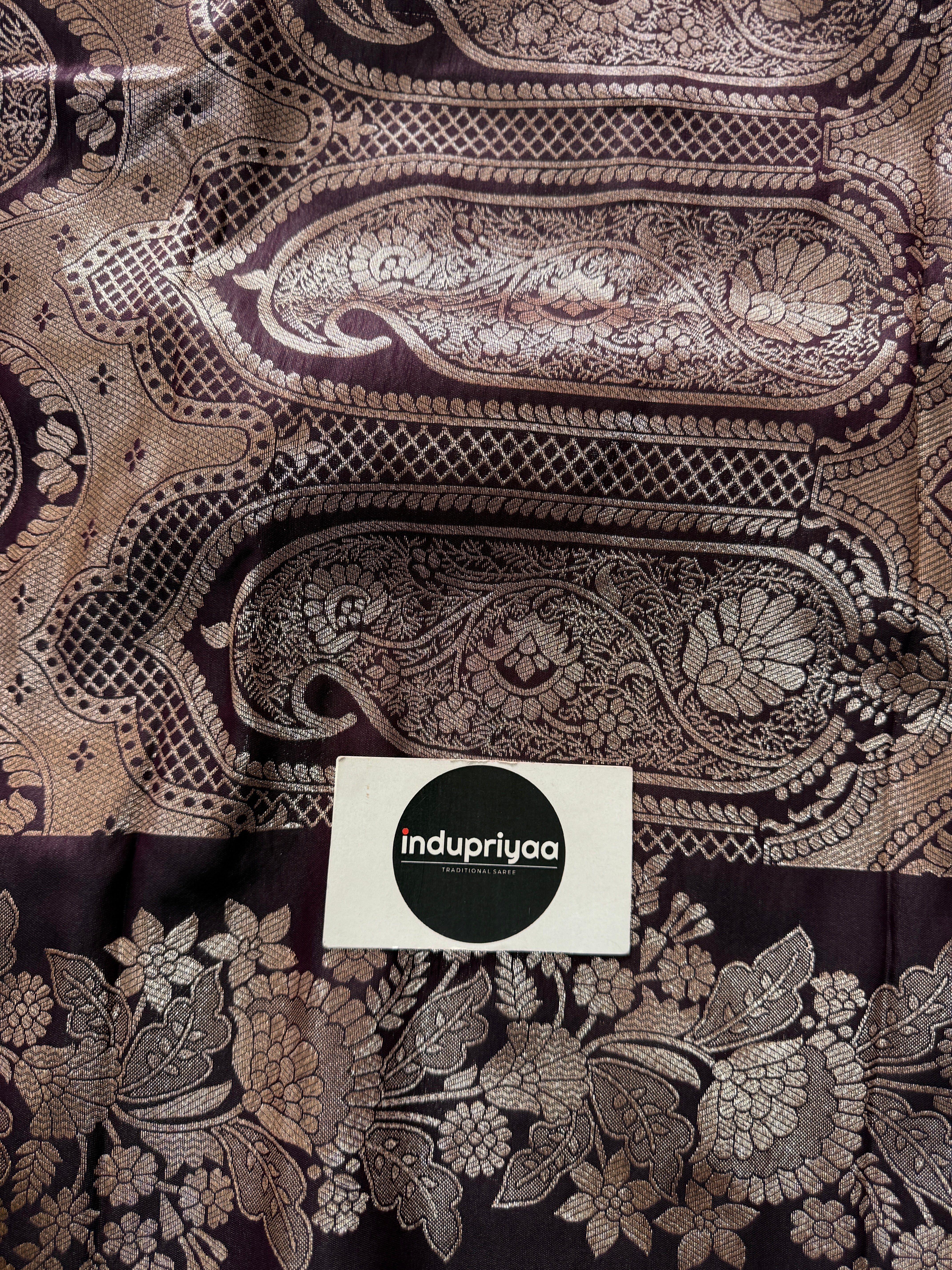 Indupriyaa Wine Handloom Soft Silk Saree With Rich Pallu